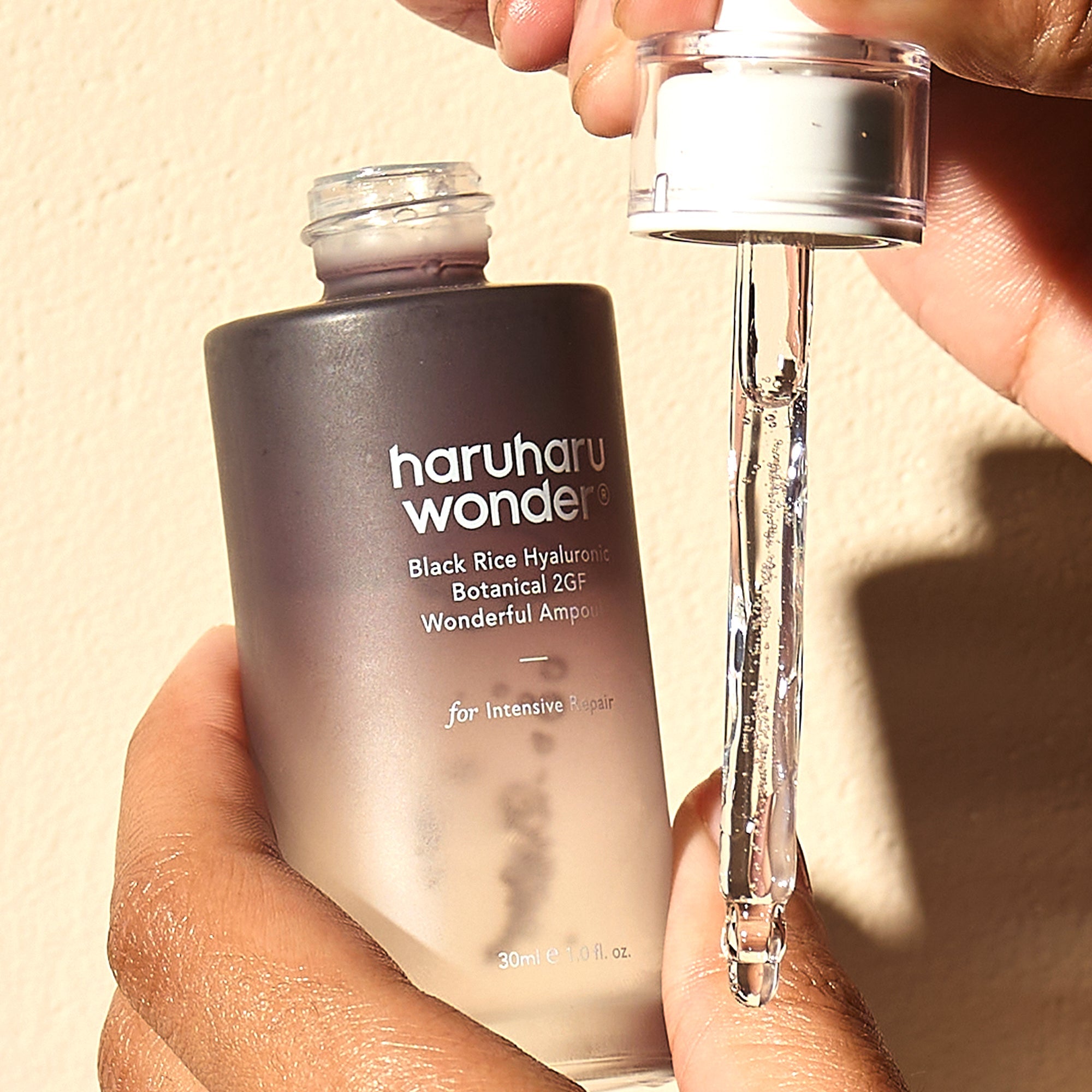 Lightweight gel-type transparent texture melts into skin for dewy soft hydrated finish