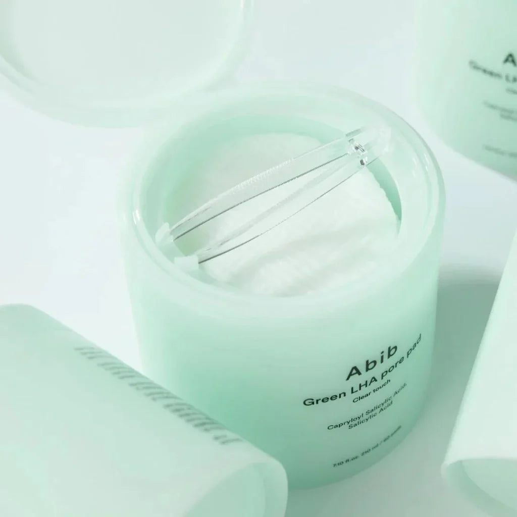 Abib Green LHA Pore Pad Clear Touch exfoliating toner pads designed to remove dead skin cells and refine the appearance of pores.