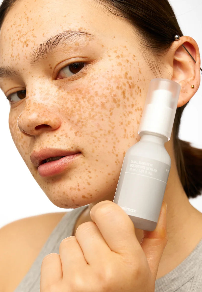 Celimax Dual Barrier Boosting Serum hydrating skincare serum designed to strengthen the skin barrier and lock in moisture.