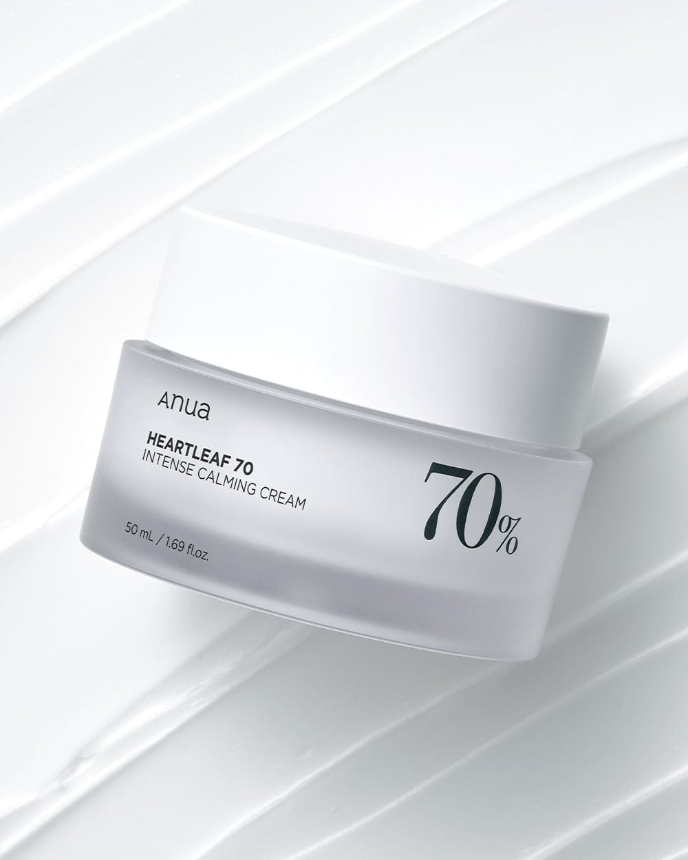Ceramide and panthenol help repair and maintain the moisture barrier