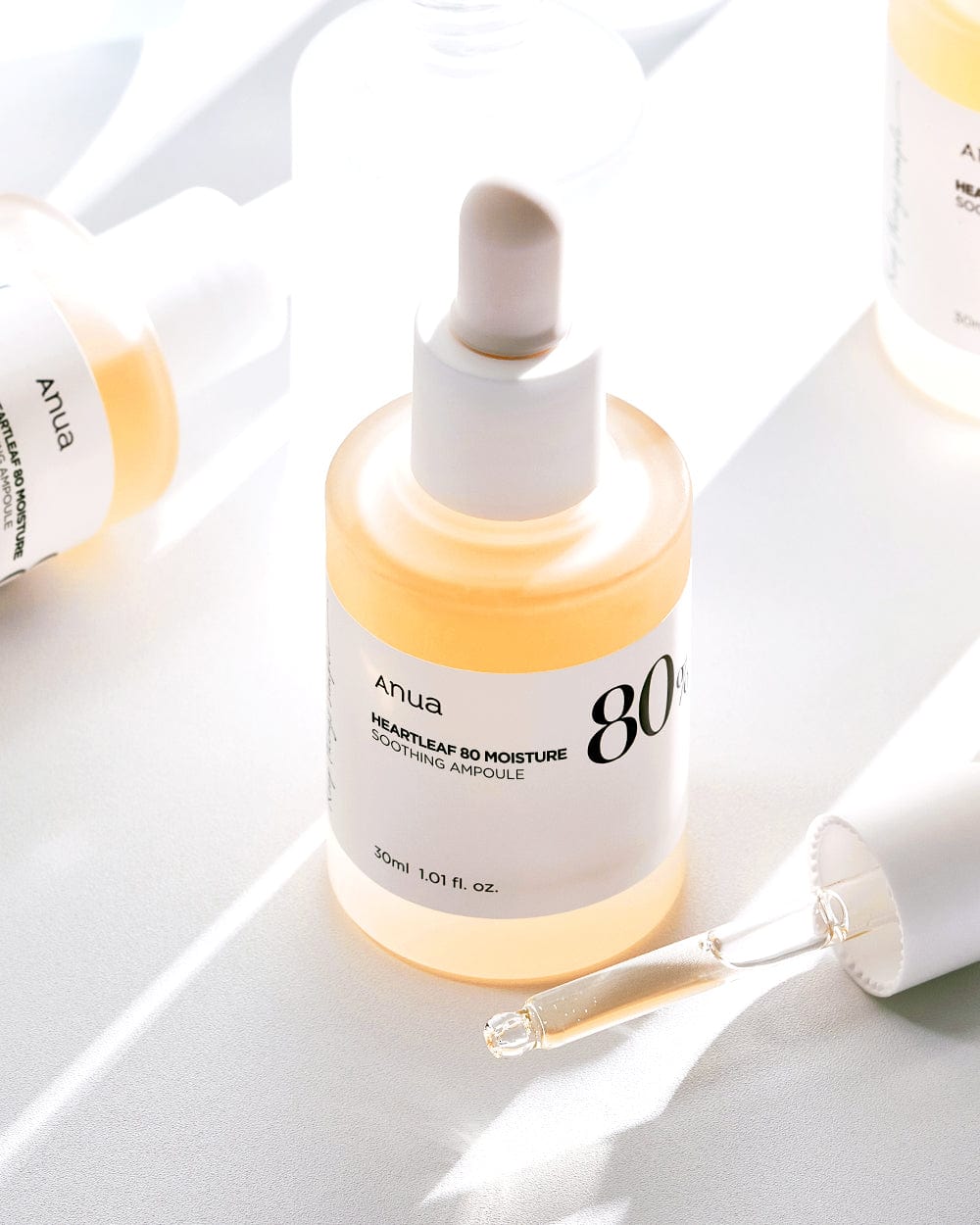 Non-comedogenic and suitable for all skin types, helps manage sebum