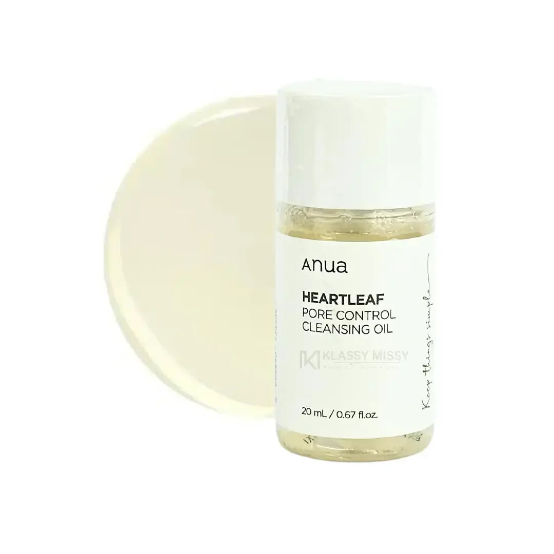 ANUA Heartleaf Pore Control Cleansing Oil Mini — compact size melts away makeup and clears pores on the go