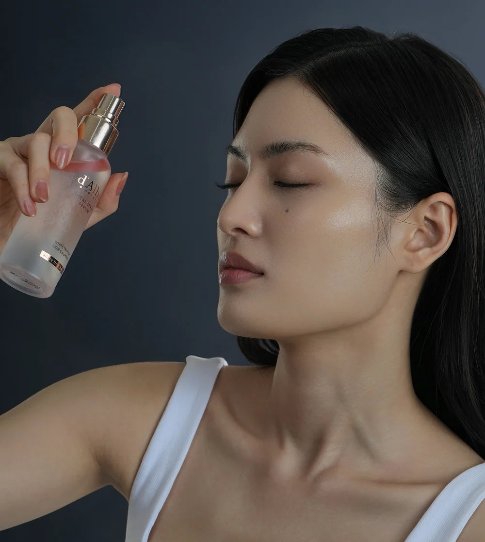 d'Alba White Truffle Vital Spray Serum — application