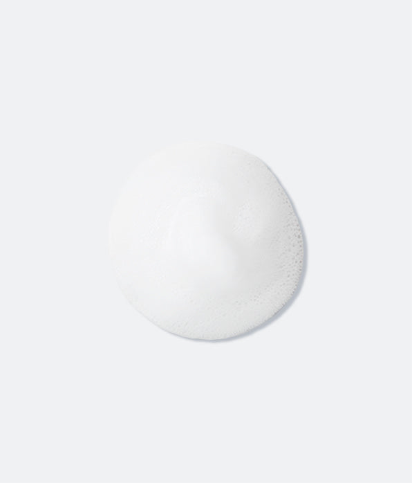 Dear Klairs Rich Moist Foaming Cleanser — how to use: lather with water and massage onto wet skin