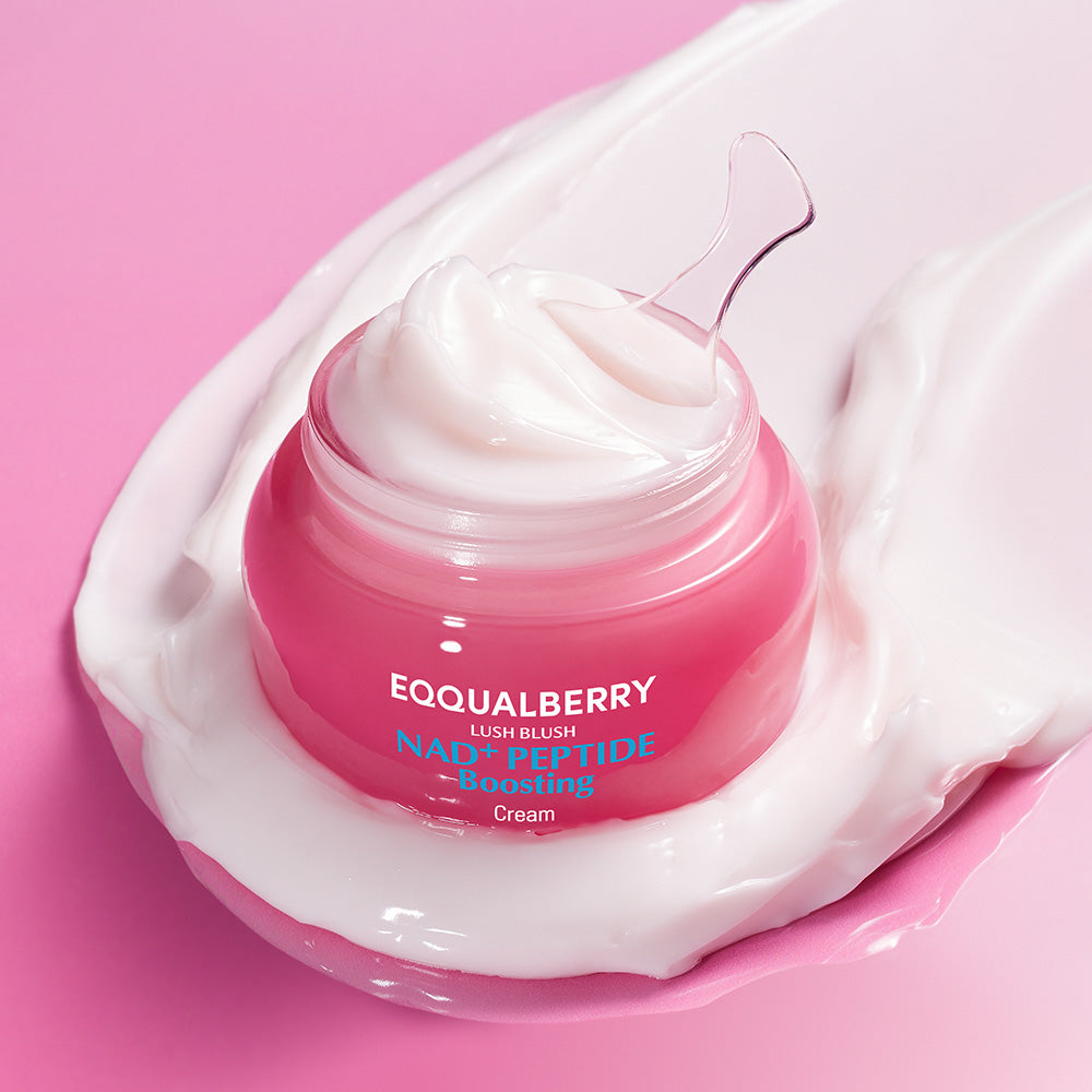 EQQUALBERRY NAD+ Peptide Boosting Cream — stretching texture