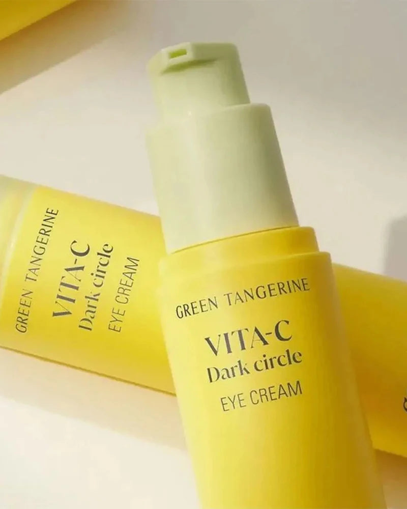 GOODAL Green Tangerine Vita C Dark Circle Eye Cream — application