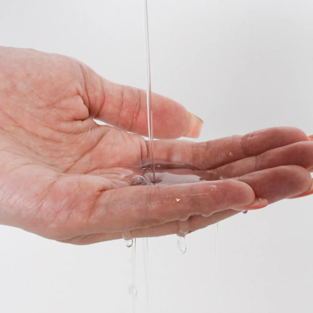 LINDSAY PH Solution Calming Azulene Toner — how to use: apply with hands or a cotton pad after cleansing