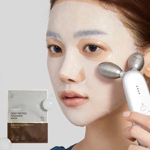 Deep Peptide Radiance Mask with peptides for radiant, plump skin