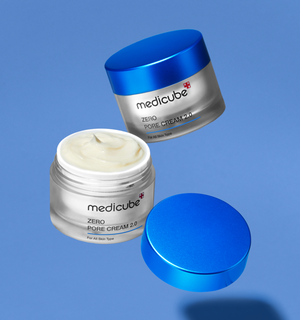 Zero Pore Cream 2.0 with AHA to gently care for the look of clogged pores