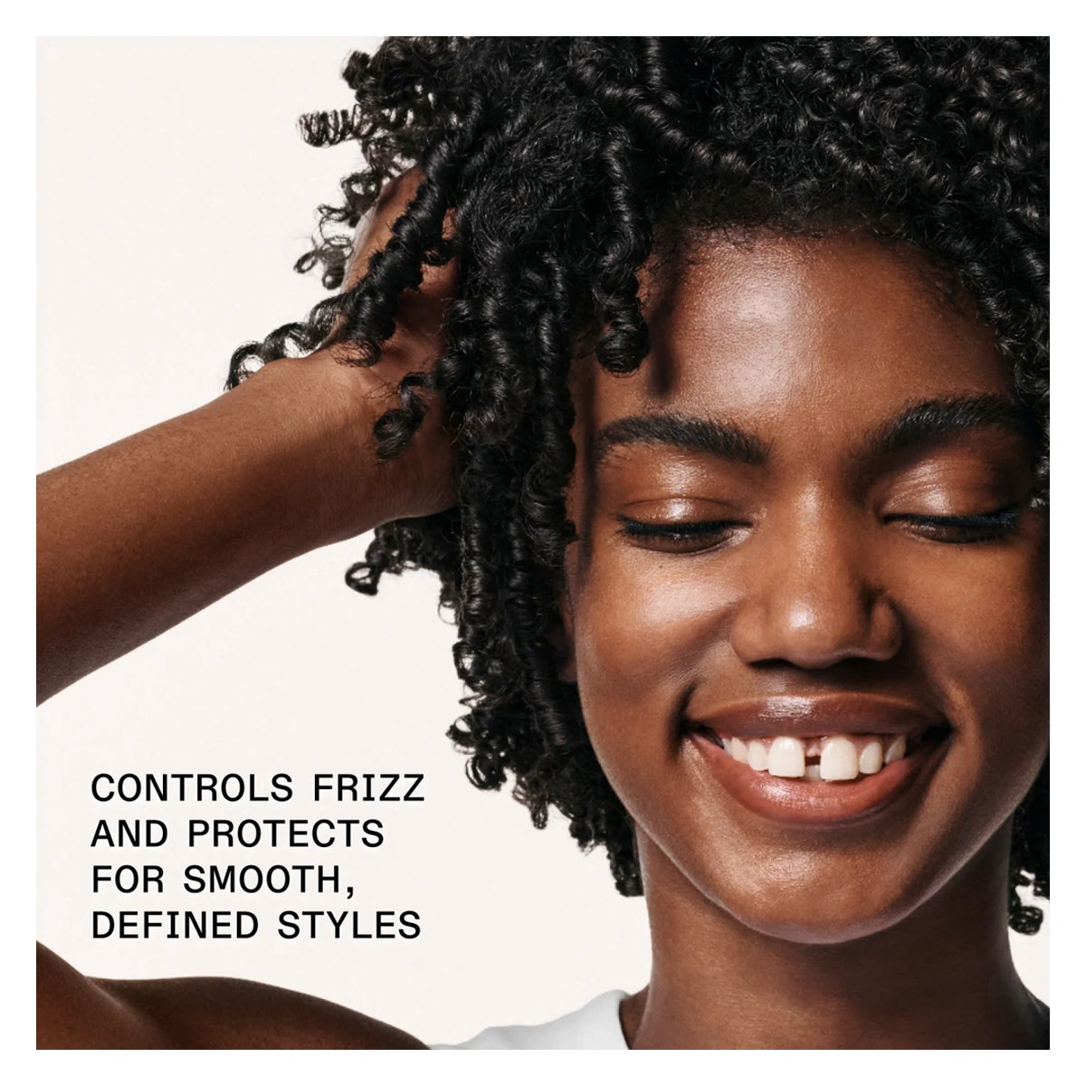 Tames frizz and flyaways for up to 72 hours