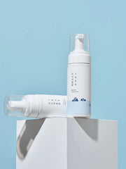 Round Lab 1025 Dokdo Bubble Foam – removes impurities without stripping