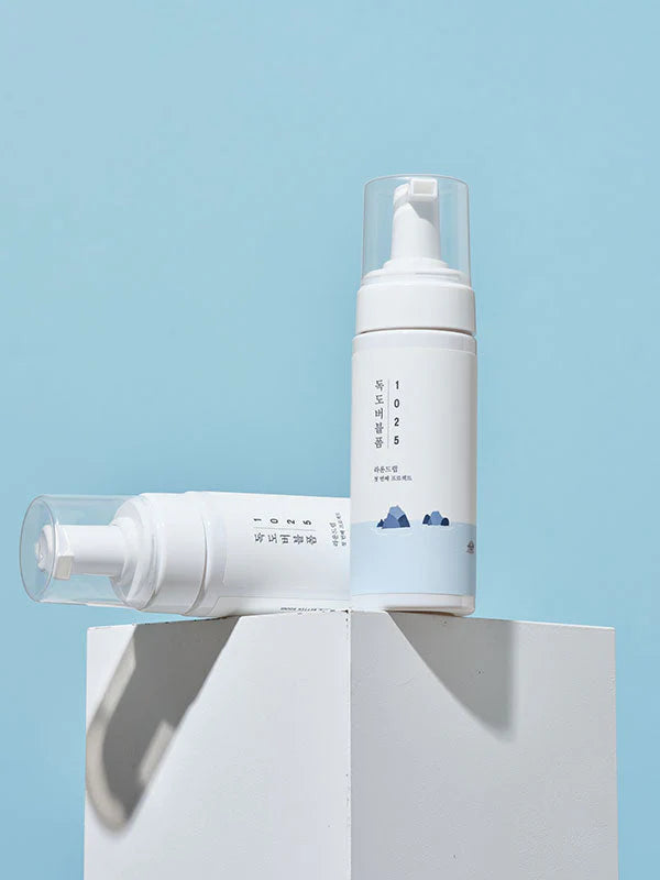 Round Lab 1025 Dokdo Bubble Foam – removes impurities without stripping