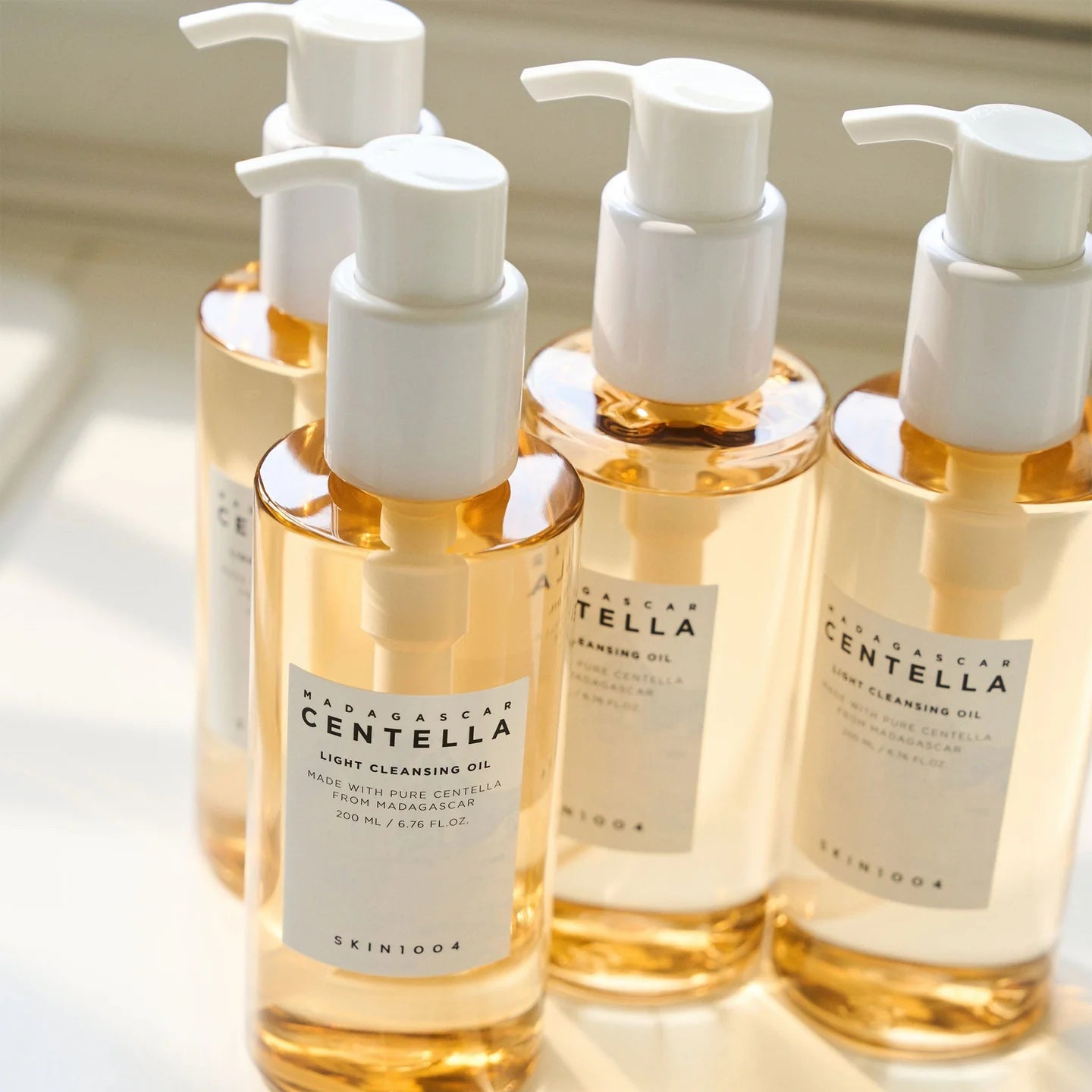 SKIN1004 Madagascar Centella Light Cleansing Oil — key cleansing ingredients