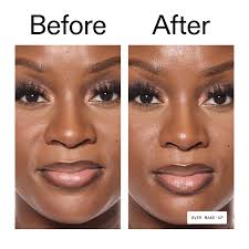 Hyaluronic acid mist for a dewy finish
