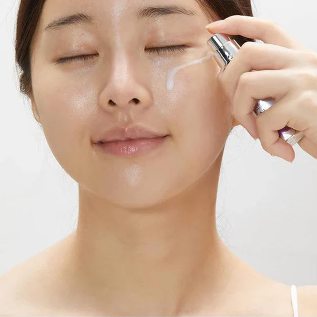 VT Cosmetics Reedle Shot Lifting Serum — lifted firm skin